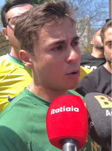 Nikolas: ‘Mais uma vez a Praça da Liberdade lotada e o fiasco do ato da esquerda’