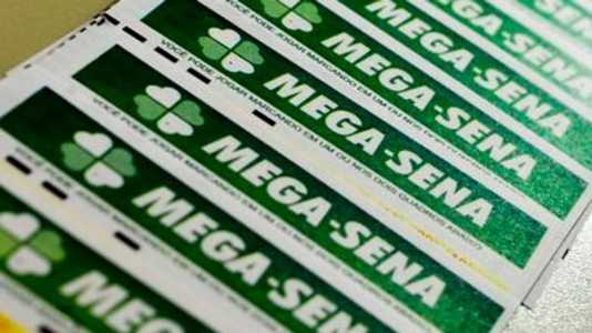 Ninguém acerta as seis dezenas e Mega-Sena acumula prêmio de R$ 135 milhões