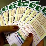 Mega-Sena sorteia R$ 9 milhões neste sábado (15)