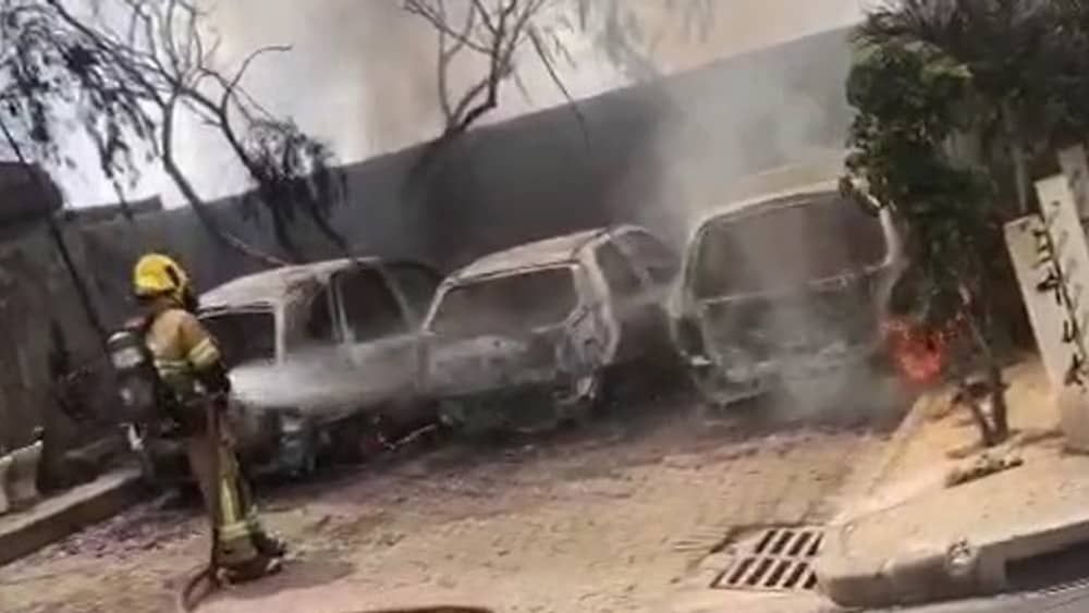 Vídeo: carros são incendiados na Vila Cemig, em Contagem
