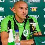 América: Nino Paraíba é apresentado e exalta lideranças do elenco do Coelho