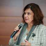 Incêndios florestais: Nísia diz que governo não orienta o fechamento de escolas