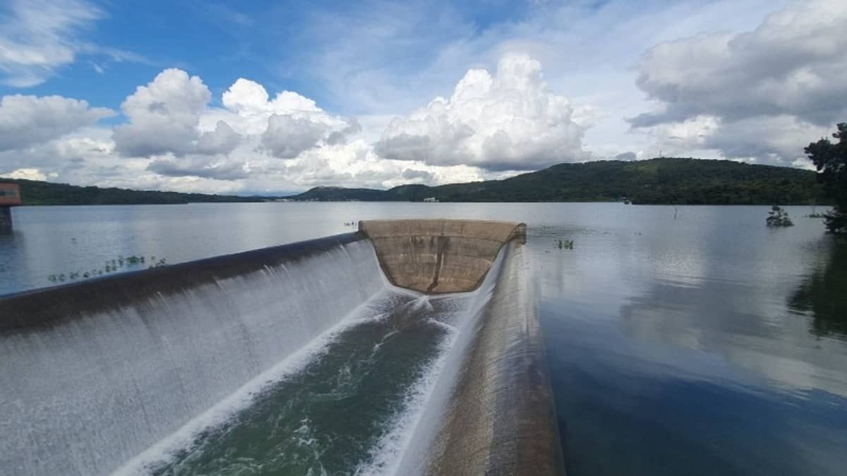 Defesa Civil e Copasa acionam medidas para controlar nível da represa Vargem das Flores