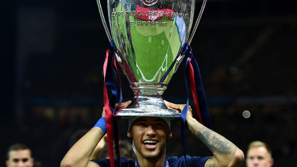 Jogadores revelados pelo Santos campeões da Uefa Champions League