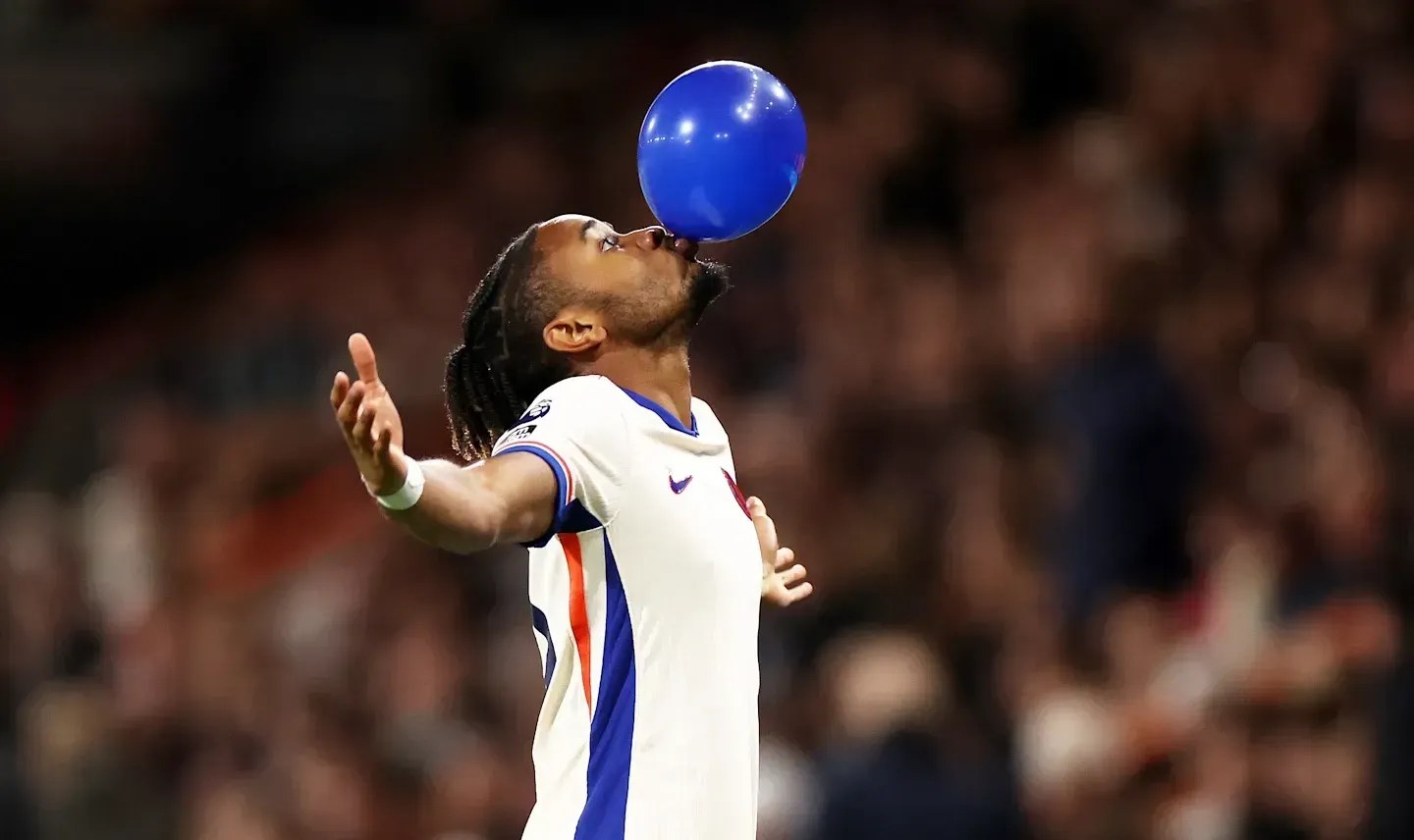 Chelsea aproveita pênalti perdido por ex-Fluminense e vence na Premier League