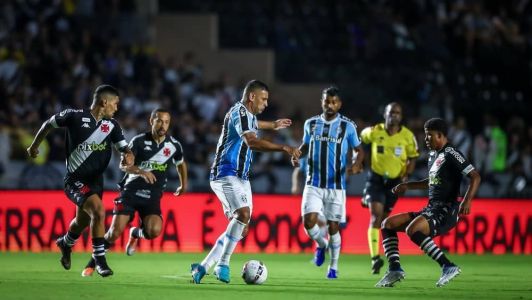 No ano passsado, o Vasco foi derrota pelo Grêmio na Série B
