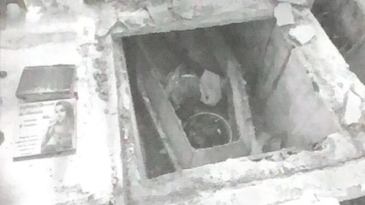 No lugar da cabeça os bandidos deixaram uma tigela com bebidas e papéis