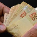 Greve de servidores suspende serviço do Tesouro Direto; entenda o impacto