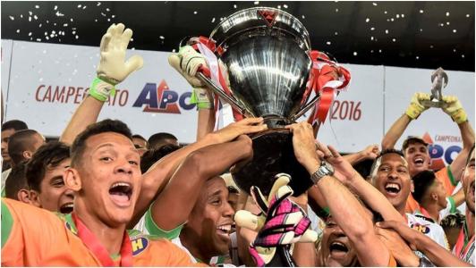 No Mineirão, América ergue taça do Campeonato Mineiro 2016