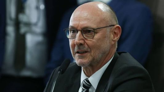 No período investigado pela Polícia Federal, a Agência Brasileira de Inteligência estava sob gestão de Alexandre Ramagem; hoje, o órgão é comandado por Luiz Fernando Corrêa (foto)