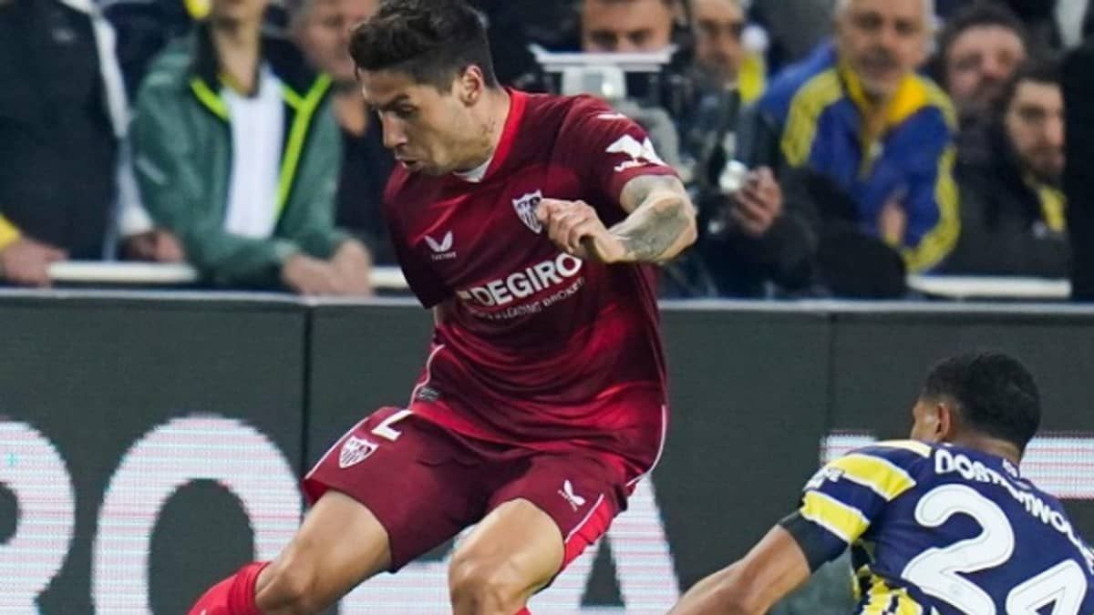 Sevilla perde para o Fenerbahce mas avança às quartas da Liga Europa