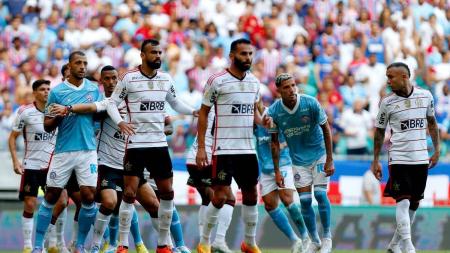 No primeiro turno do Brasileirão, o Flamengo venceu o Bahia por 3 a 2 na Arena Fonte Nova