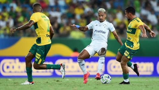 No retorno de Matheus Pereira, o Cruzeiro não saiu do 0 a 0 contra o Cuiabá