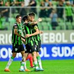 América jogará a Sul-Americana com time titular? Mancini explica cenário