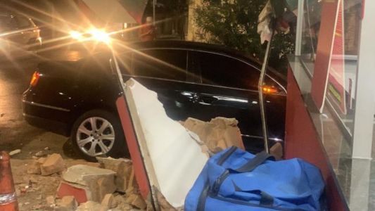 No último dia 17 de setembro, um motorista perdeu o controle da direção do seu carro e invadiu uma pizzaria no bairro Padre Eustáquio ninguém se feriu