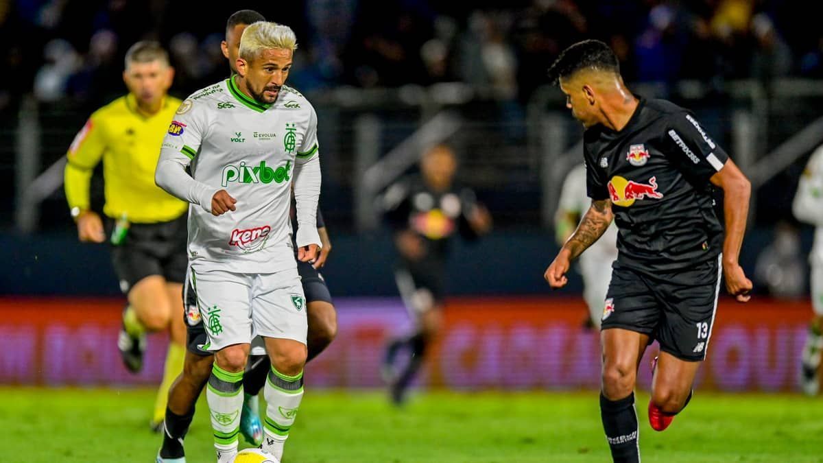 América visita o Bragantino para deixar a lanterna do Brasileirão
