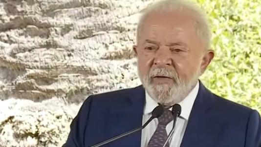 No Uruguai, Lula defendeu o fortalecimento do Mercosul, mas Lacalle Pou apontou divergências sobre tema