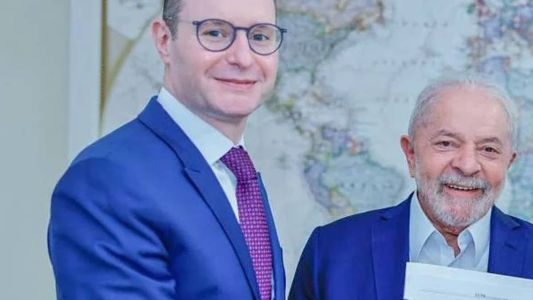 Nome de Cristiano Zanin ainda precisa ser aprovado pelo Senado