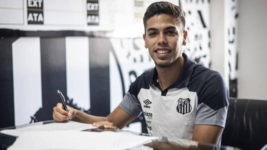 Nonato assinou com o Santos