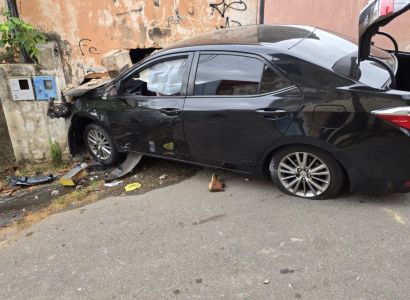 A cidade de Espinosa, a última do Norte de Minas (a 730 km de Belo Horizonte e a 13 km da divisa com a Bahia), está em estado de emergência desde maio deste ano, mas há décadas sofre com a seca.