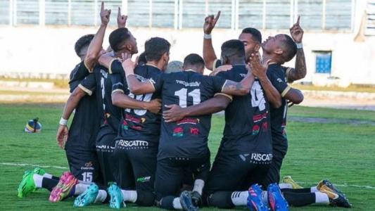 North arranca empate no último minuto