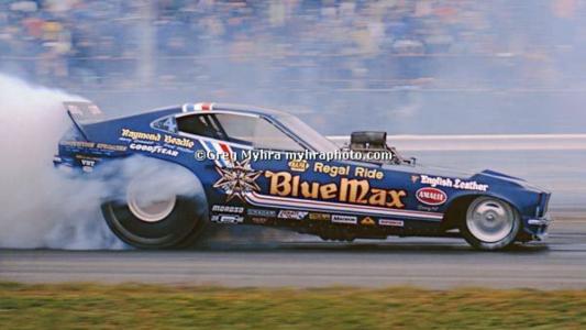 Nostalgia Funny Car um jeito novo de homenagear o velho