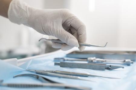 Clínicaé condenada após erro em implantes dentários