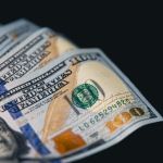 Trump taxa Índia em 50% por comprar petróleo Russo