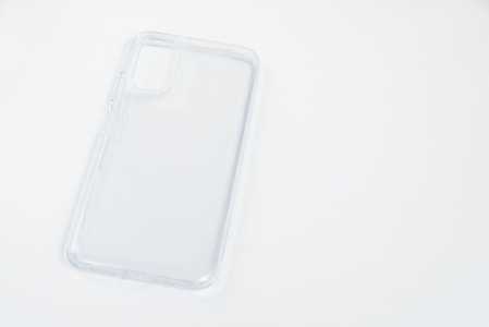 Capinhas transparentes tendem a amarelar com o tempo