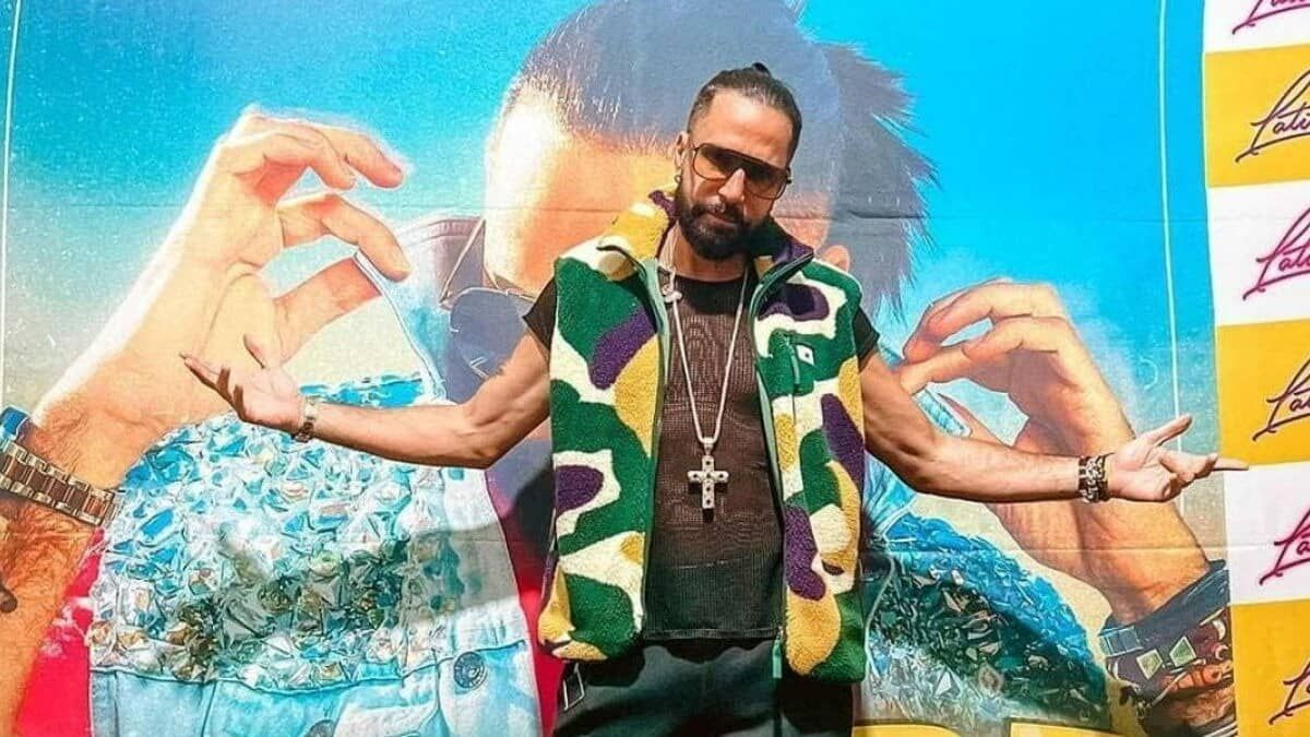 Latino causa polêmica nas redes ao ser acusado de defender a maconha 