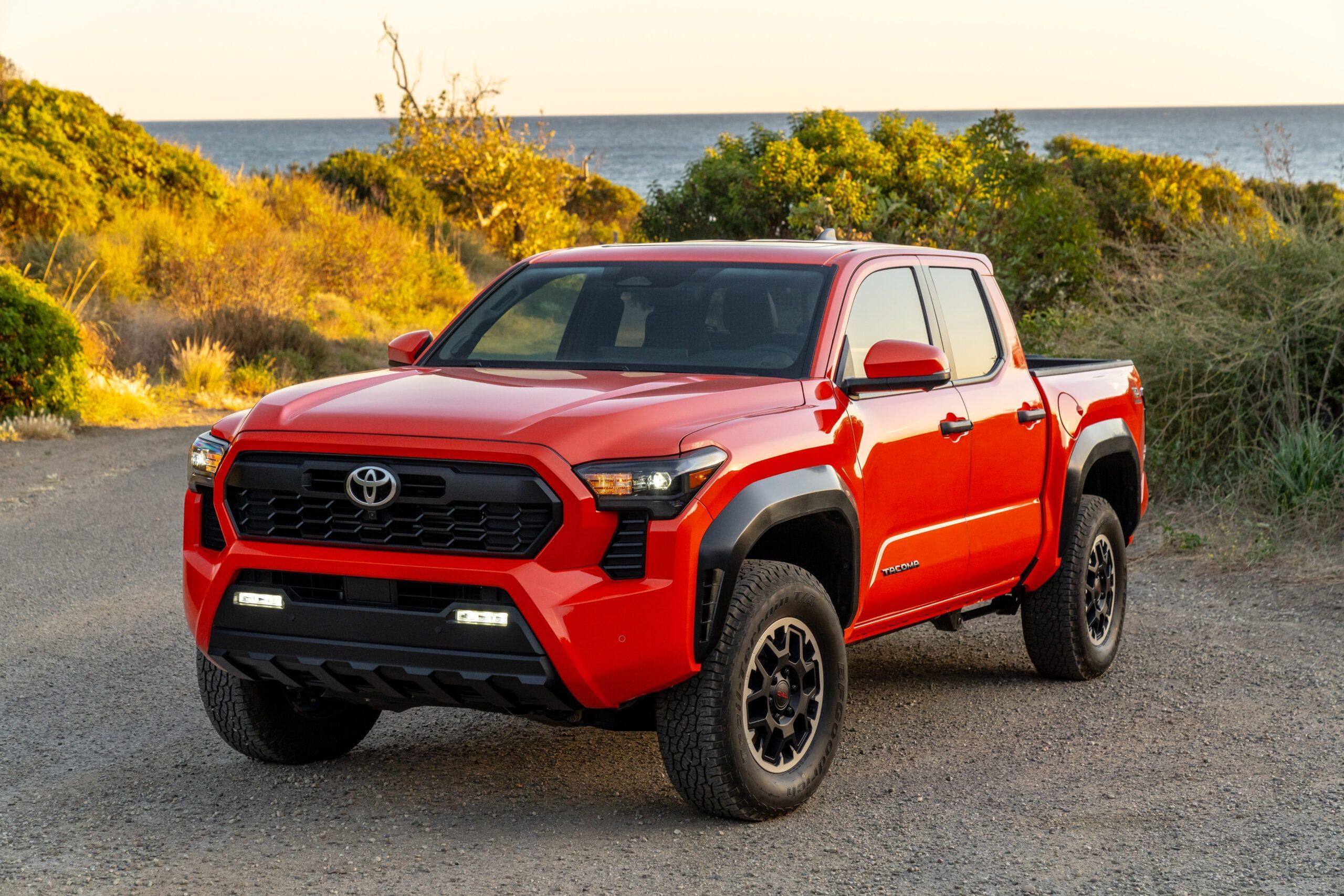 Toyota estuda fabricar picape maior que a Hilux na Argentina, diz site