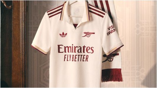 Nova terceira camisa do Arsenal, da Inglaterra