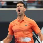 Djokovic bate Medvedev em Adelaide e se torna 4º tenista com mais finais