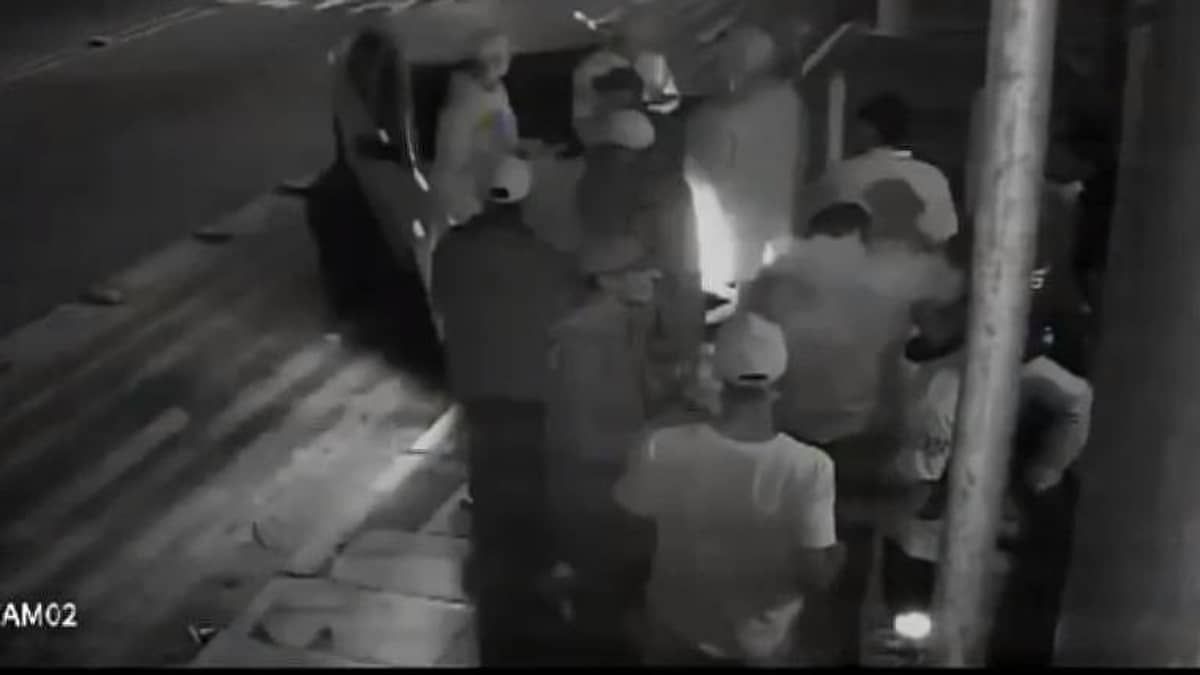 Motorista bêbado é preso após atropelar 9 pessoas em tabacaria de SP 
