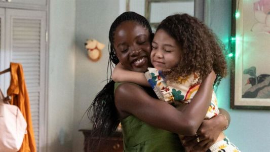 Sofia (Elis Cabral) e Léo (Clara Moneke) em 'Dona de Mim'
