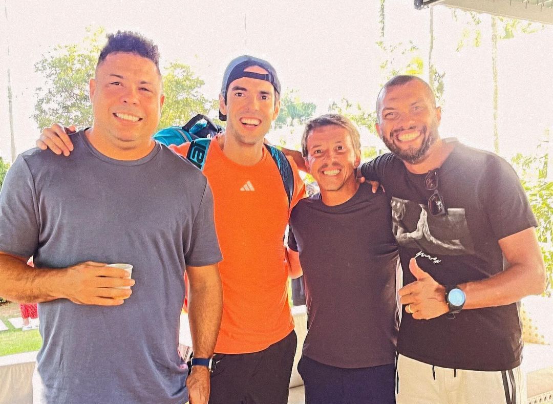 Ronaldo reúne grandes estrelas do futebol em evento de tênis, em São Paulo