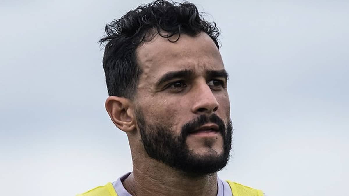 Com Henrique Dourado, Cruzeiro divulga relacionados para enfrentar Náutico