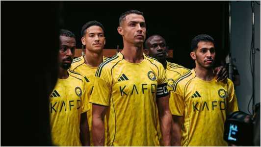 Novo uniforme do Al-Nassr, da Arábia Saudita