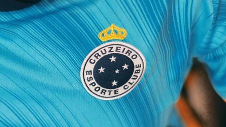Novo uniforme do Cruzeiro