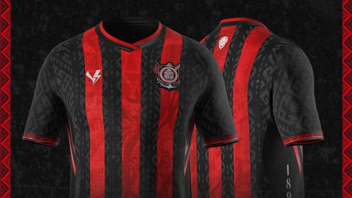 Vitória apresenta nova camisa para a temporada 2024
