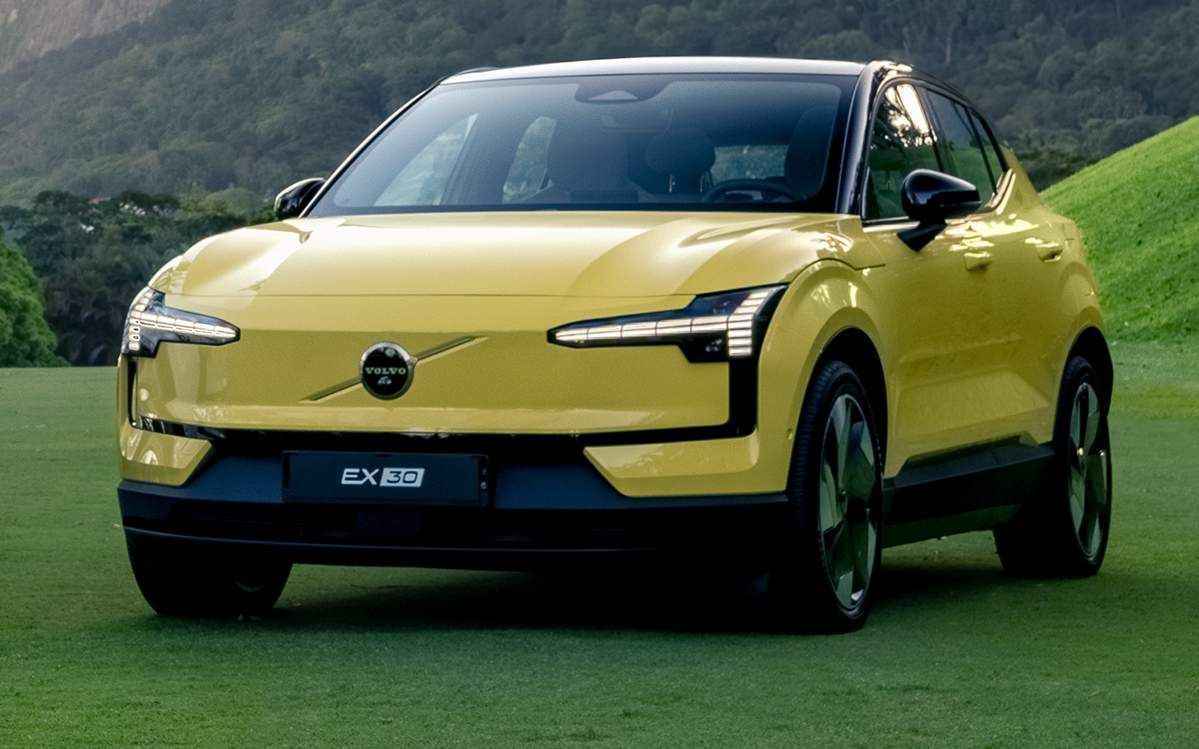 Recall: Volvo alerta donos do EX30 para risco de incêndio durante a recarga