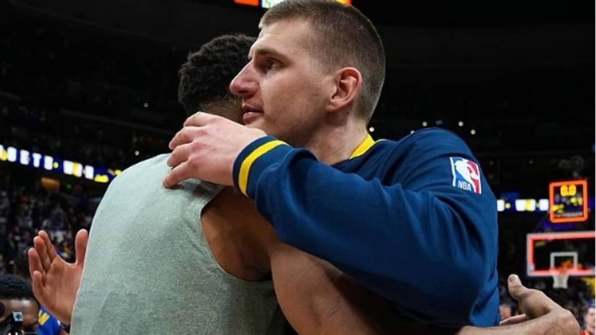 NBA: Nuggets vencem Bucks com shows de Jokic e Antetokounmpo