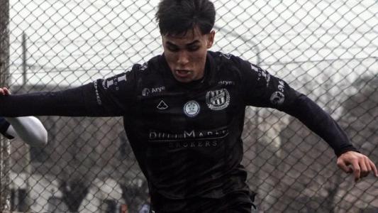 Camilo Nuin em partida na Argentina