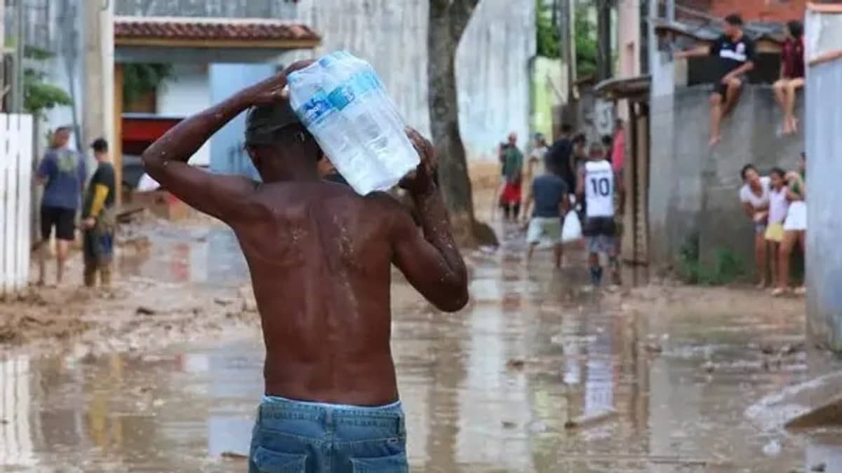 Governo de São Paulo foi avisado sobre risco de fortes chuvas 24 horas antes dos incidentes no litoral norte
