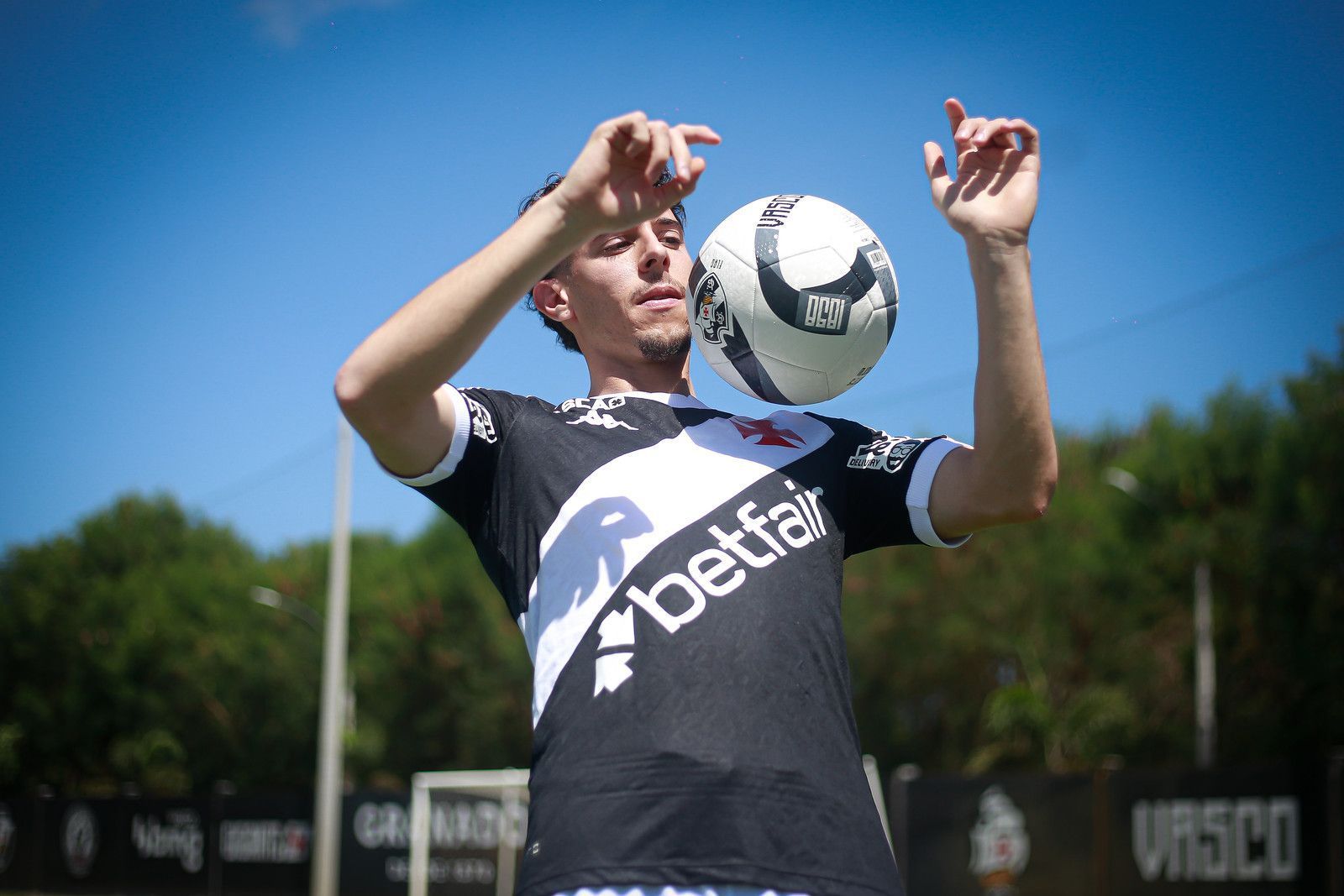 Reforço do Vasco é registrado e será relacionado para clássico pelo Carioca
