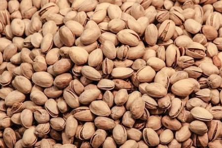 Ao consumir pistaches, é comum descartar suas cascas sem pensar