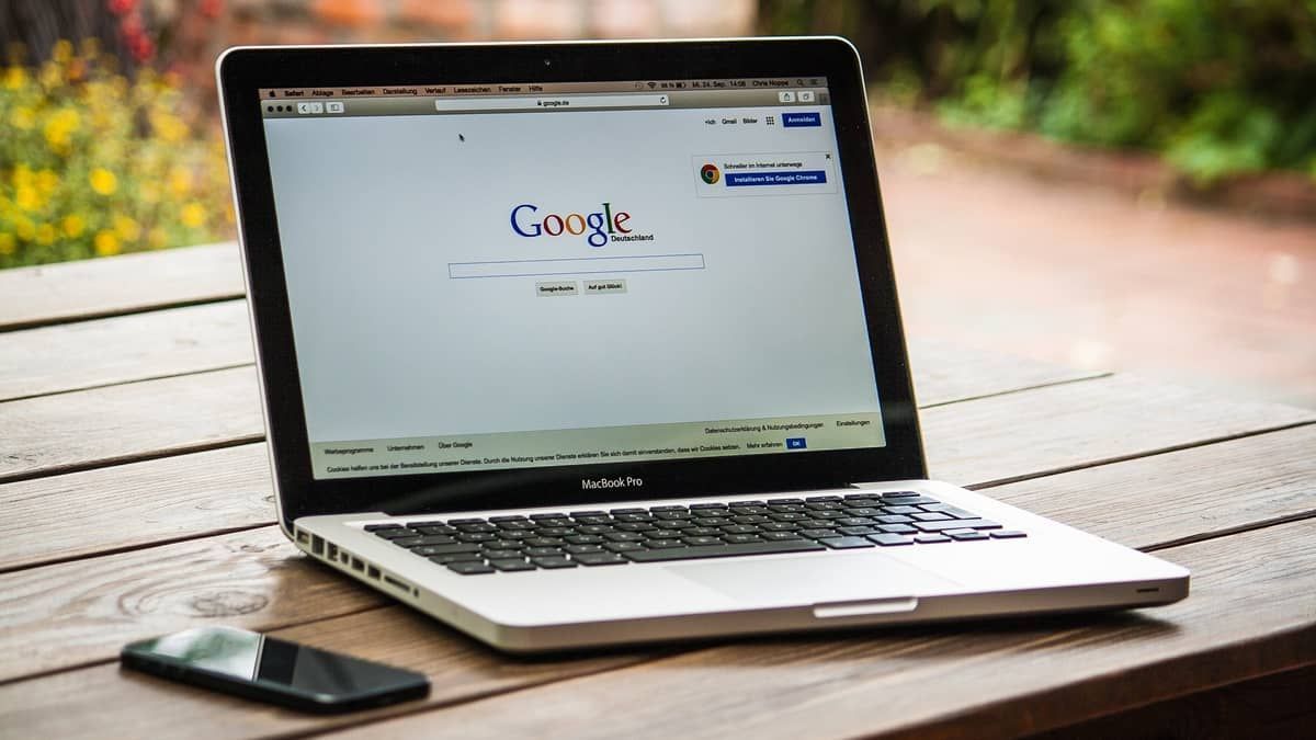 Parceria entre Google e NYT fortalece imprensa e é sinal contra fake news, dizem especialistas