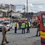 Homem suspeito de atacar creche e matar crianças se entrega à polícia em Blumenau (SC)