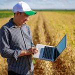 Mercado de trabalho no agro está menor, porém mais formal e pagando melhor