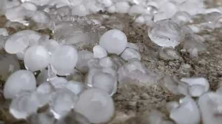 O alerta de chuva de granizo é válido até às 18h deste domingo (27)